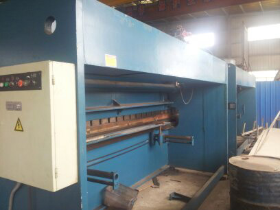 WC67K系列雙機(jī)聯(lián)動(dòng)液壓板料